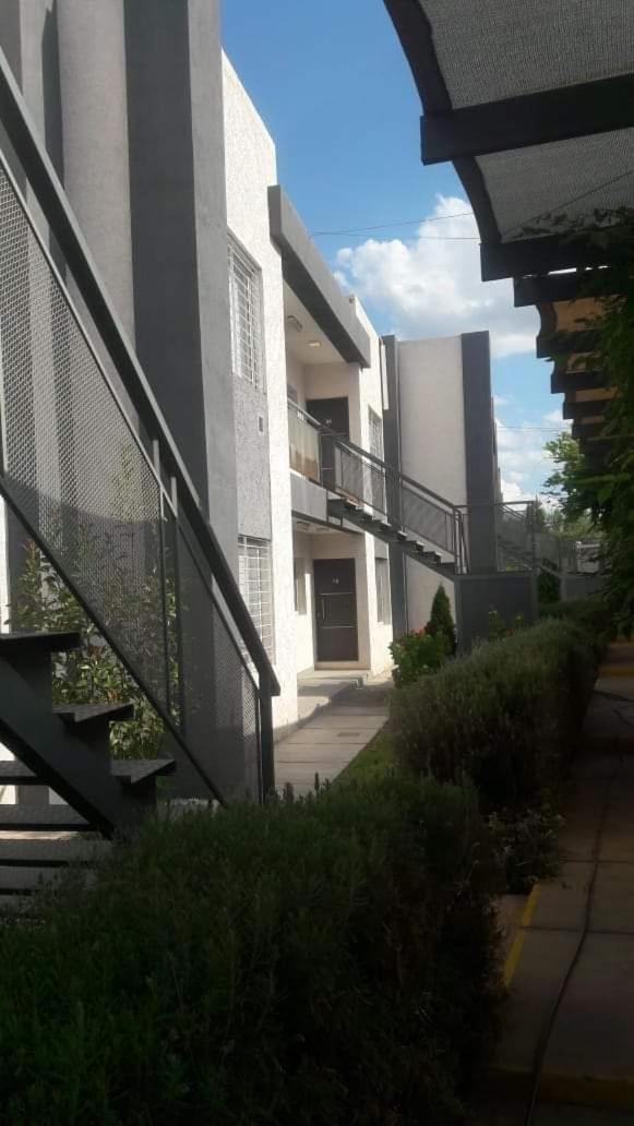 Departamento Boutique De Disenador " Terraza 22 " - Cochera- Vista A La Montana- Cancelacion Gratuita- Pagaras En El Alojamiento Mendoza Eksteriør billede